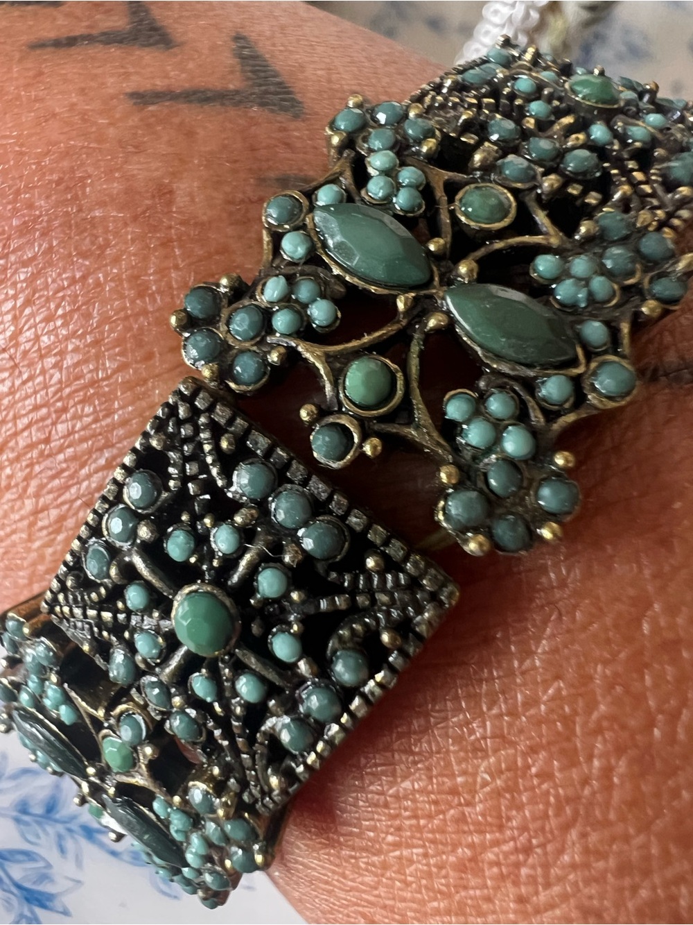 Vintage Whimsigoth Victorian Revival Green Stone Stretch Bracelet
